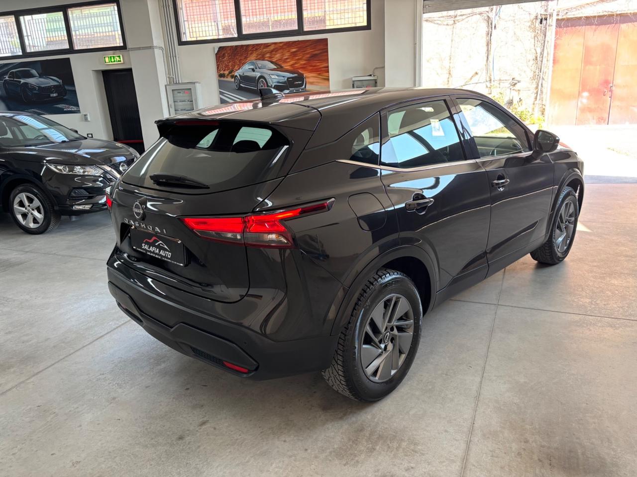 Nissan Qashqai MHEV 140 CV Business