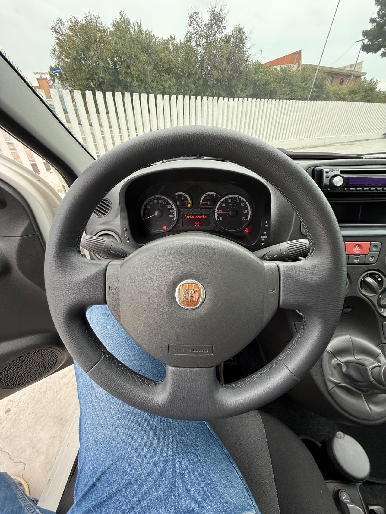 Fiat Panda 1.3 MJT 16V DPF 4x4 Climbing