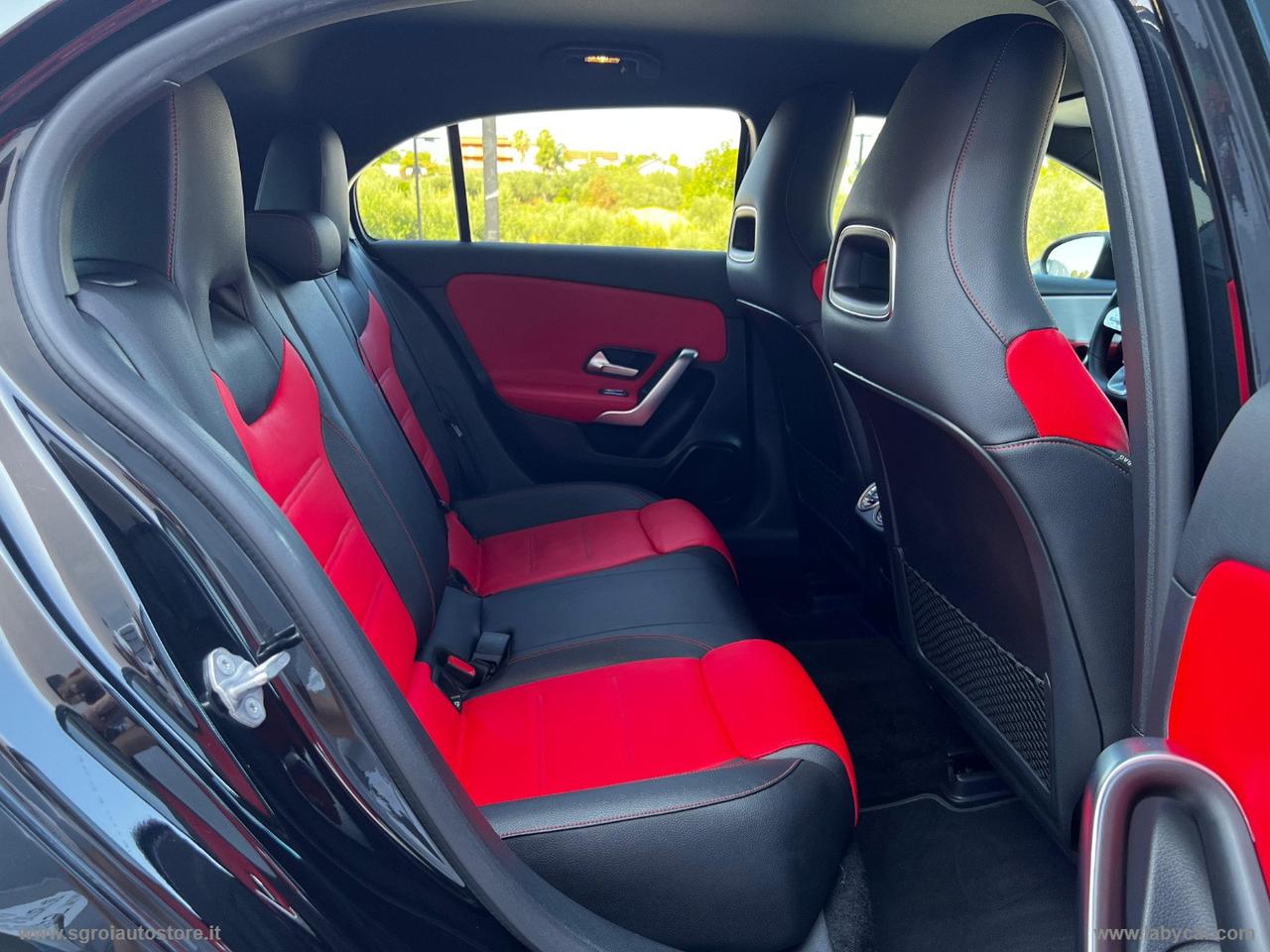 MERCEDES-BENZ A 180 d Automatic Premium