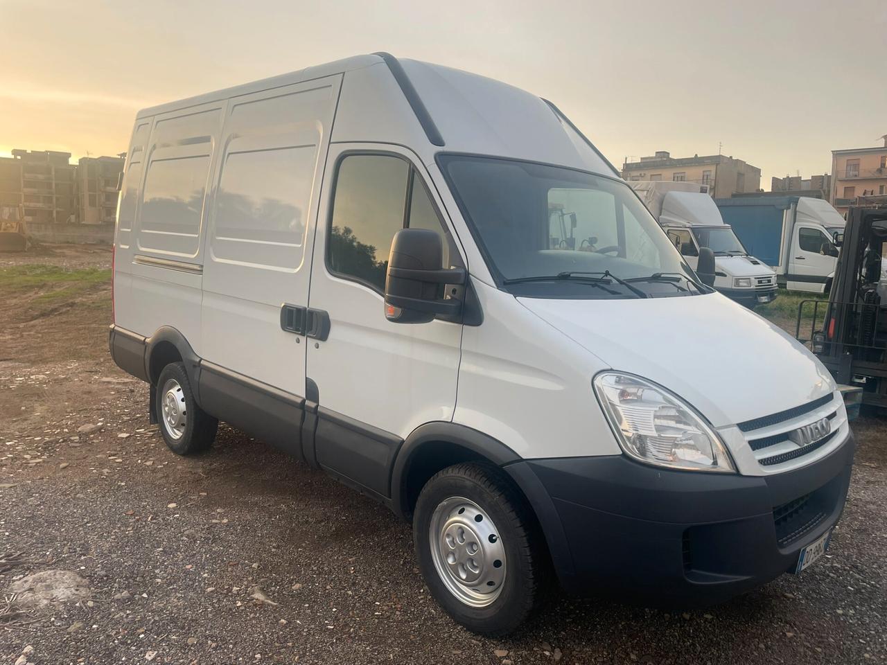 IVECO DAILY 35SE4 FURGONE FURGONATO BIANCO