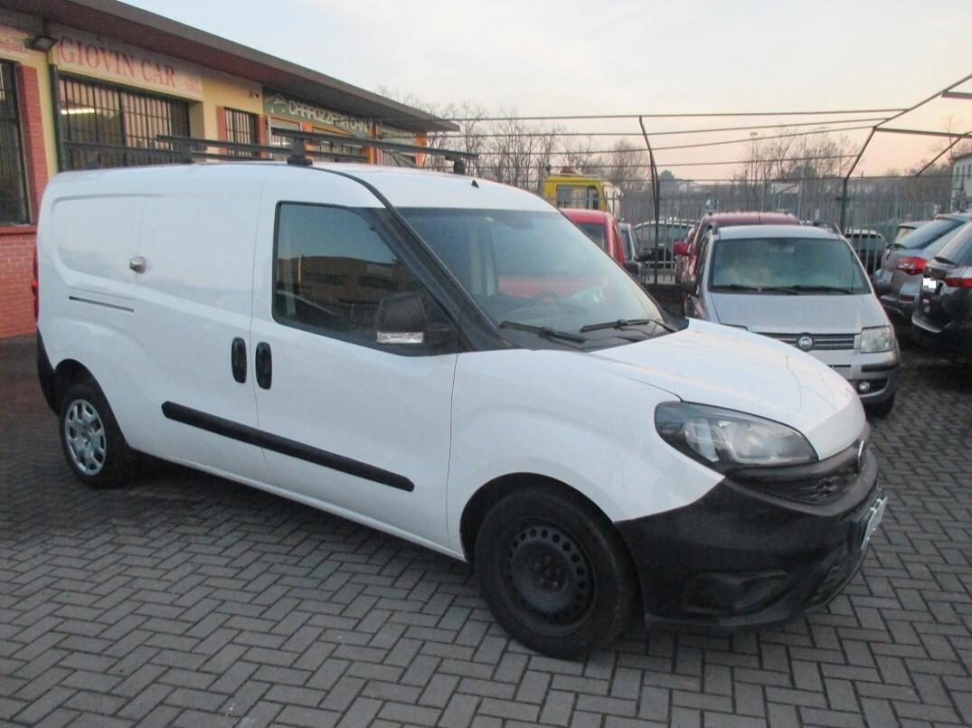 Fiat Doblò 1.6 MJT 105CV Cargo Maxi 3 Posti