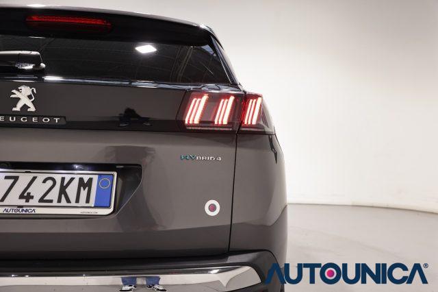 PEUGEOT 3008 HYBRID4 300 E-EAT8 ALLURE PACK PLUG-IN