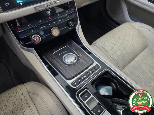 JAGUAR XF 2.0 D 180 CV aut. Portfolio