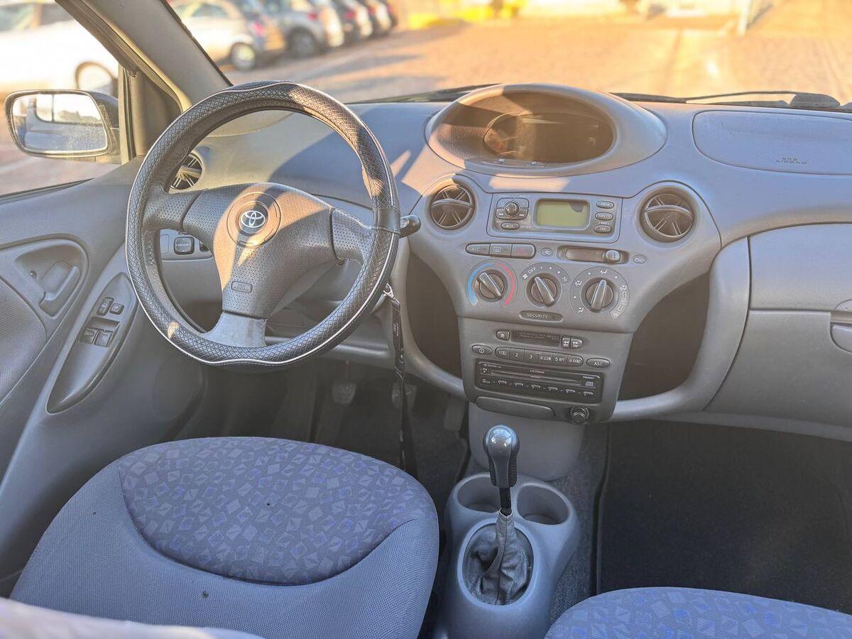 Toyota Yaris 5 Porte 1.3 Luna 5p