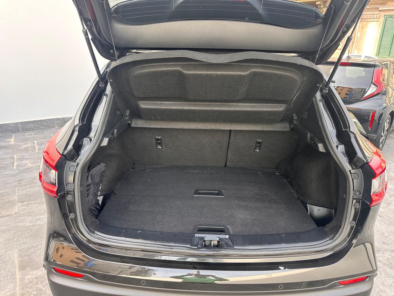 Nissan Qashqai 1.5 dCi n-connecta