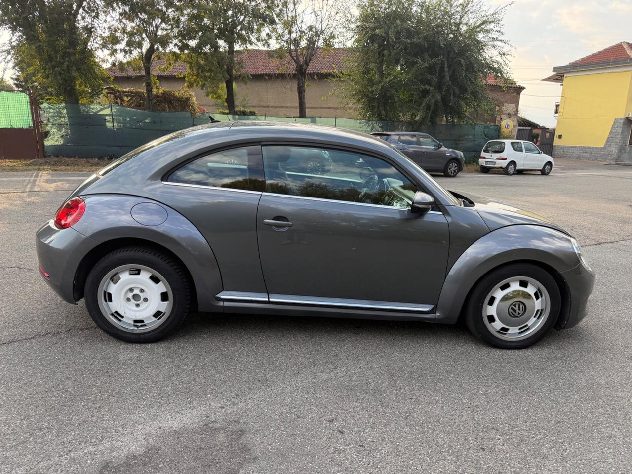 Volkswagen Maggiolino 1.6 TDI Design