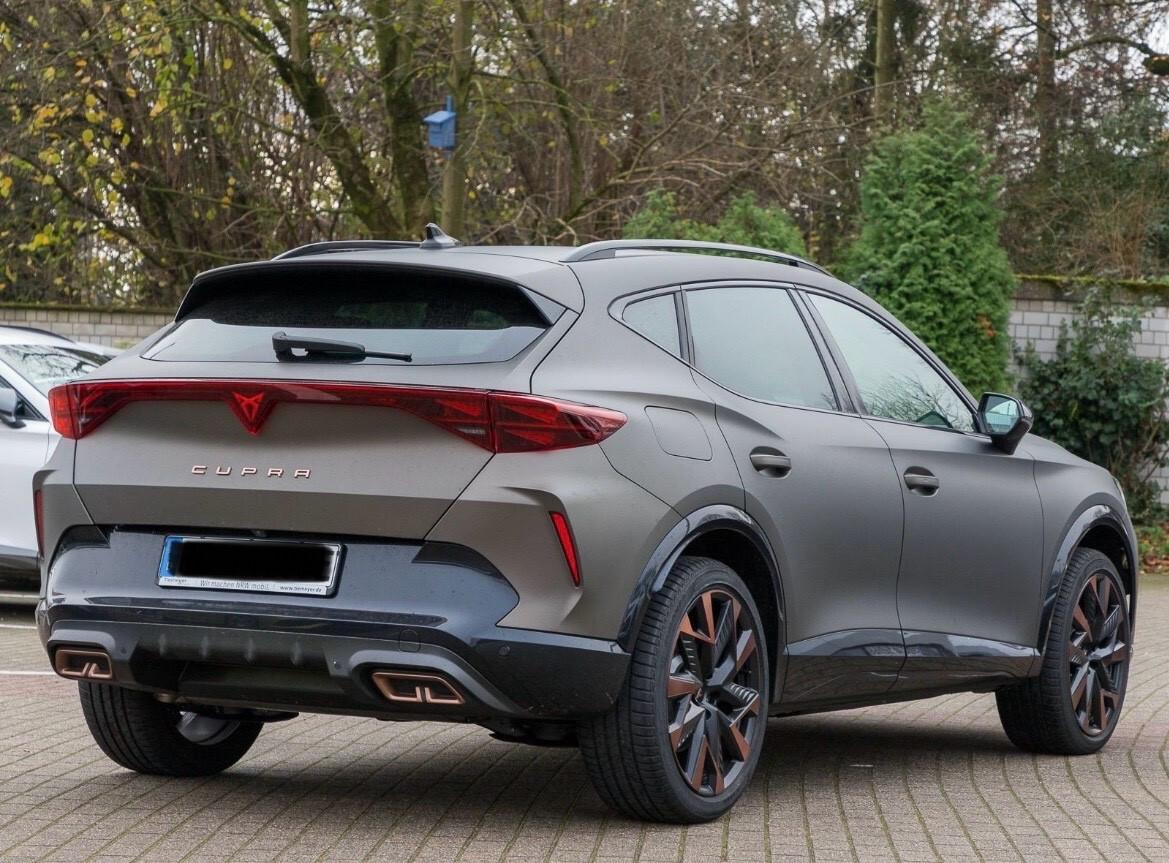 Cupra Formentor 1.5 eHybrid 272 cv 30KM/LITRO