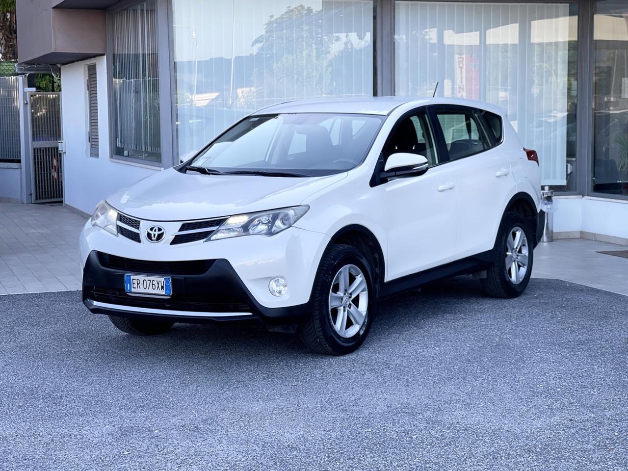 Toyota RAV 4 2.0 Diesel 124CV E5 - 2013
