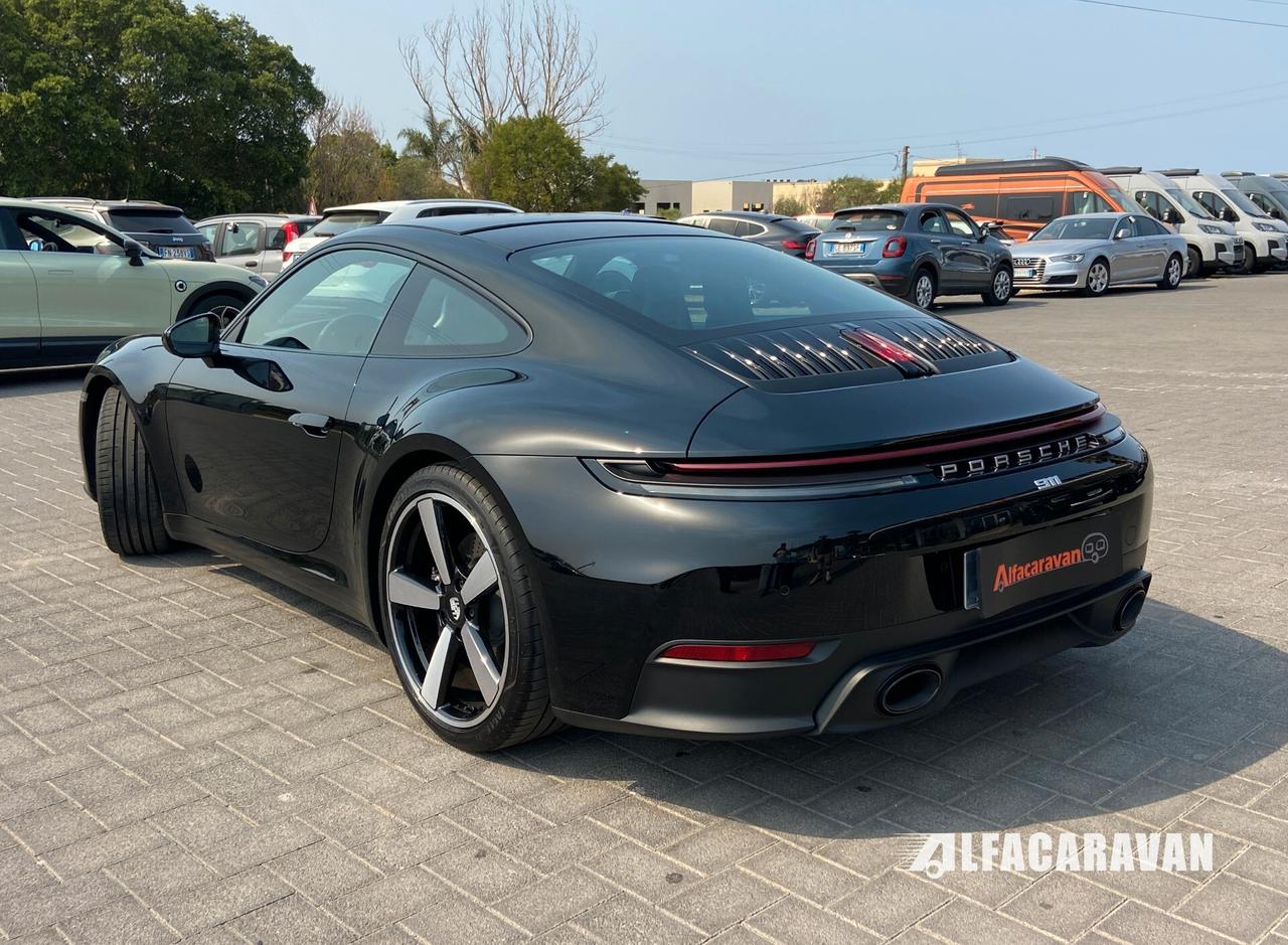 Porsche 911 992.2 Carrera KM 0
