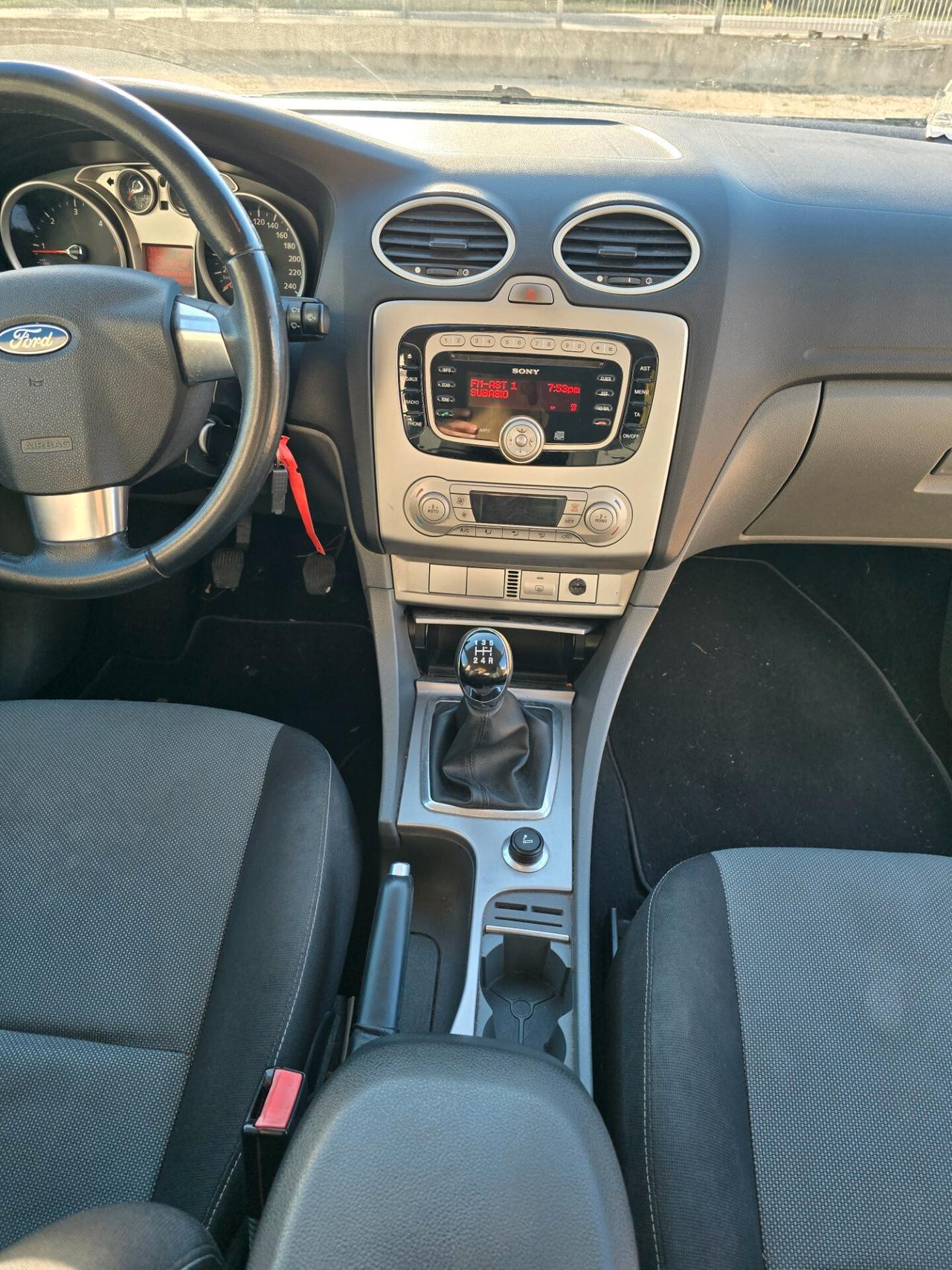 Ford Focus 1.6 TDCi (110CV) 5p. Tit. DPF