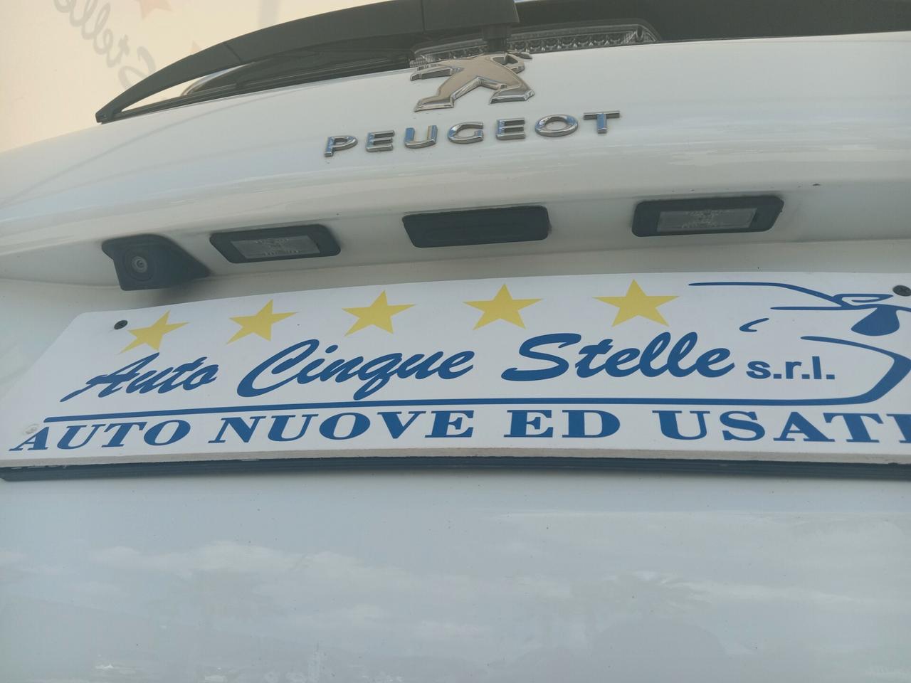 Peugeot 2008 BlueHDi 100 GT LINE PER NEO PATENTATI PERFETTA