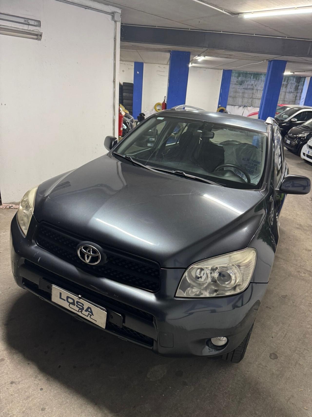 Toyota RAV 4 RAV4 2.2 D-4D 136 CV