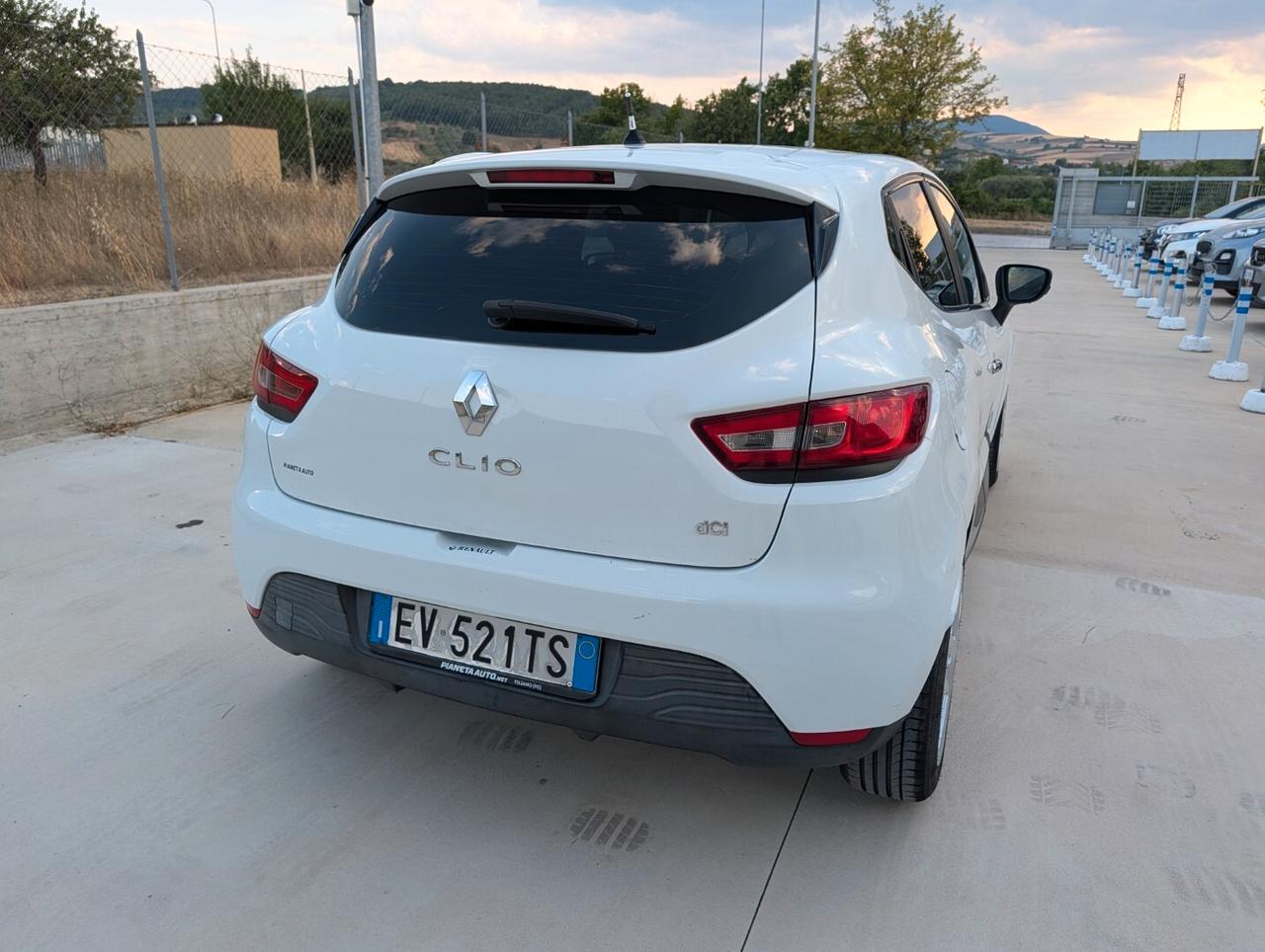 RENAULT CLIO 1.5 Dci 75 Cv '14