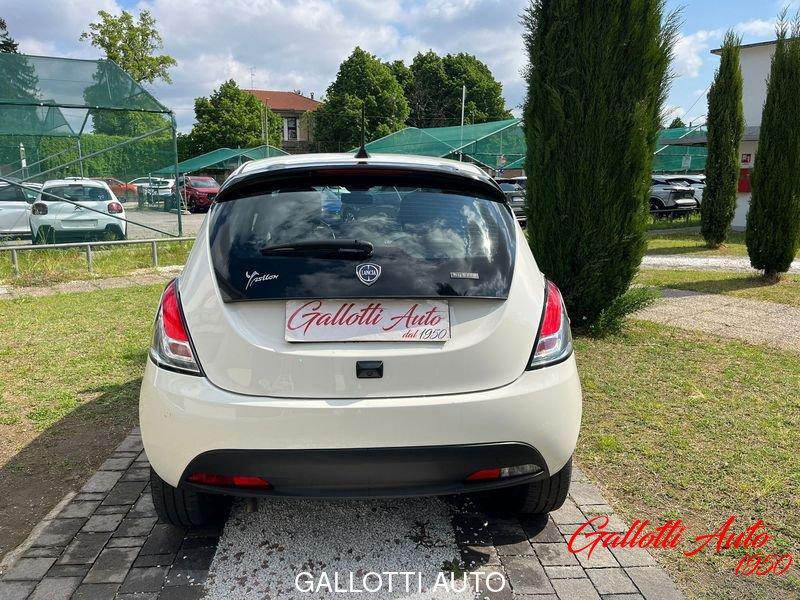 Lancia Ypsilon 1.0 FireFly 70cv Hybrid Gold