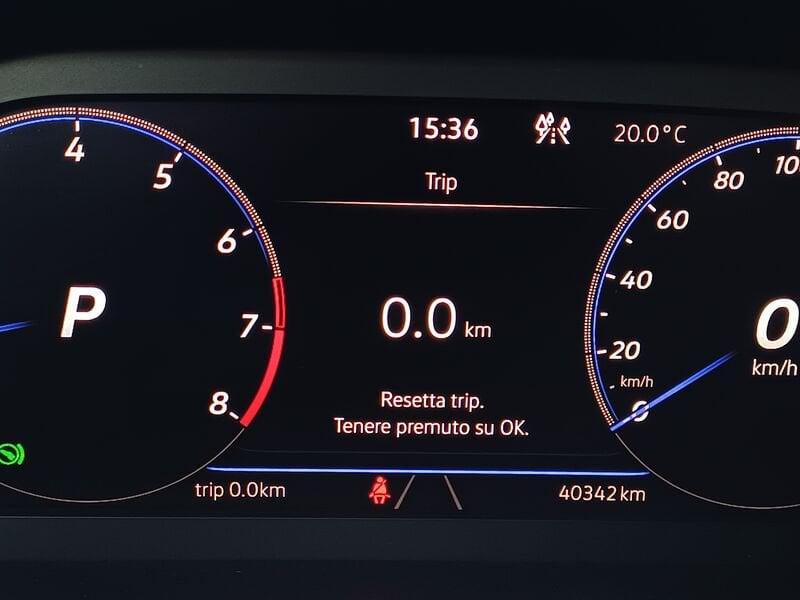 Volkswagen T-Roc T-Roc 1.5 tsi R-Line dsg - GARANZIA - IVA ESPOSTA