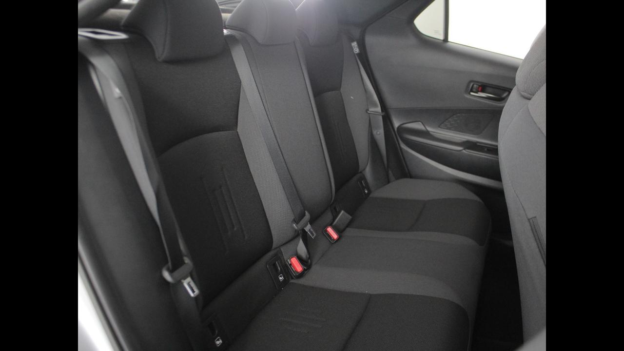 TOYOTA C-HR II 2023 - C-HR 1.8 hev Trend fwd e-cvt