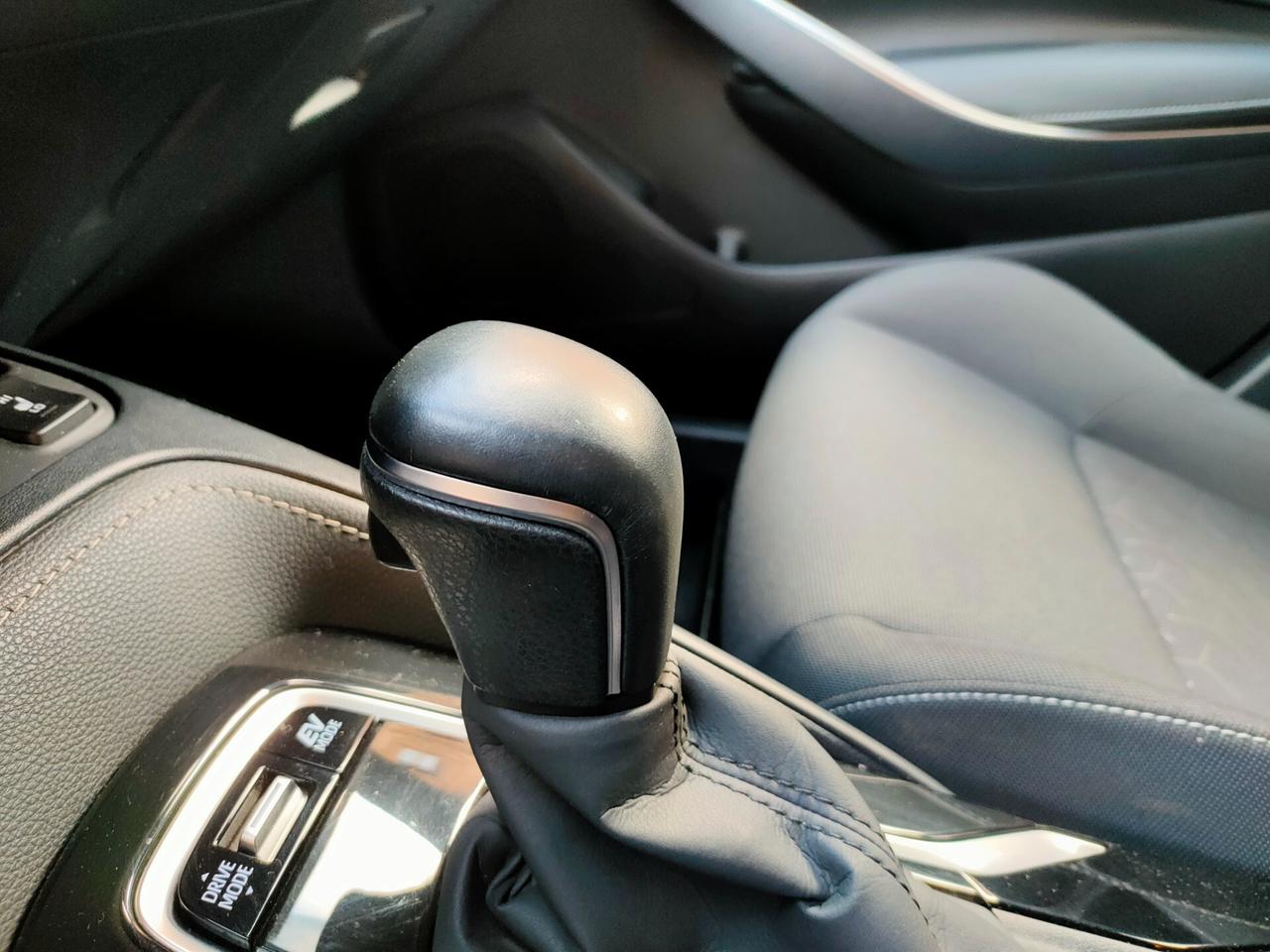 Toyota Corolla 1.8 Hybrid Style