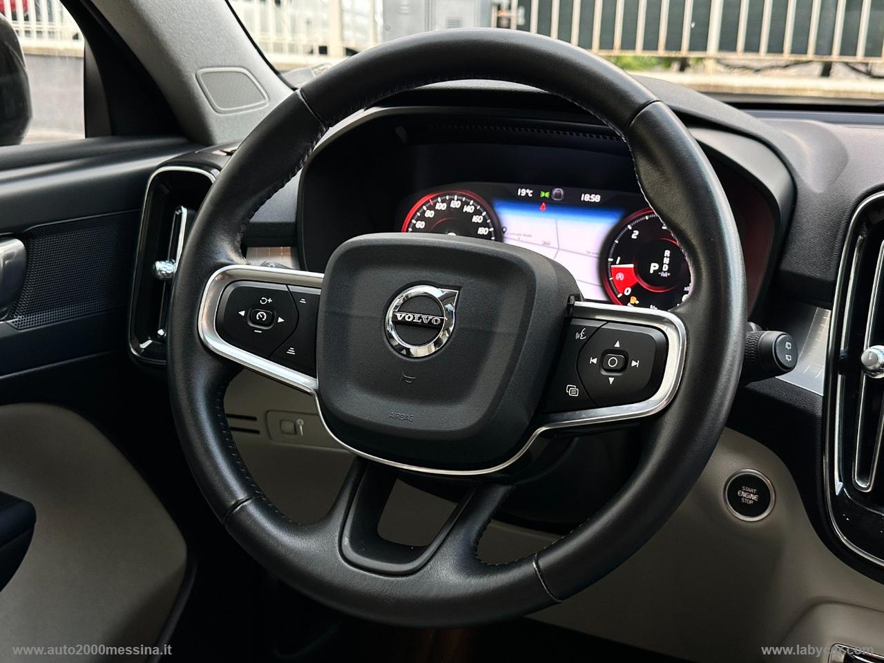 VOLVO XC40 D3 Geartronic Business Plus