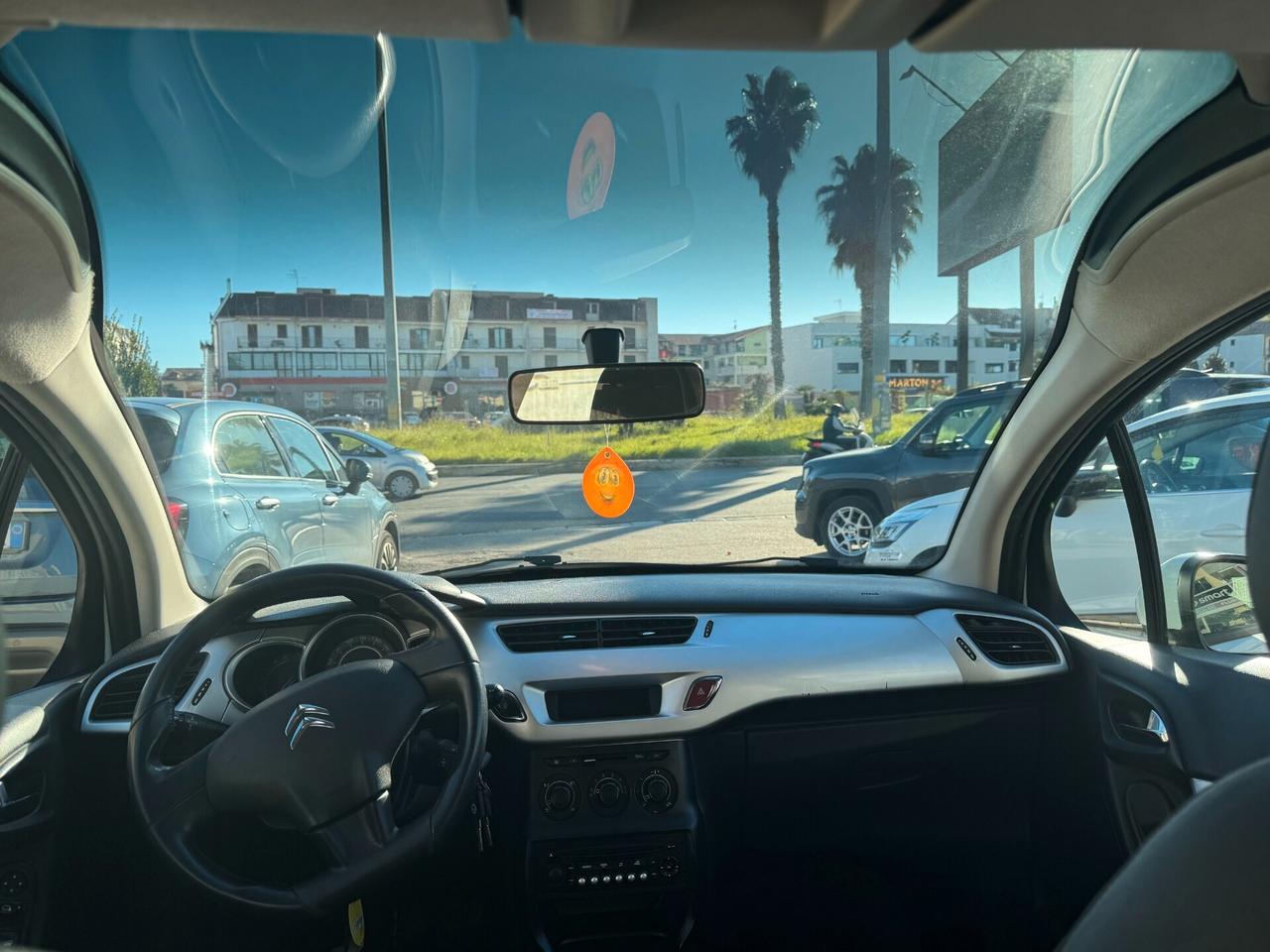 77000KM Citroen C3 1.1 BENZ 2012 TETTO