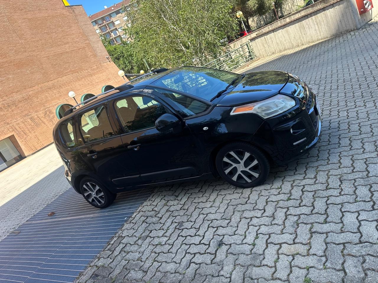 Citroen C3 Picasso 1.4 VTi 95 GPL airdream Seduction
