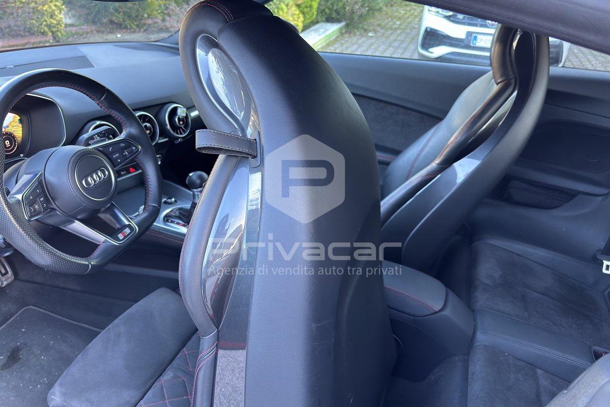 AUDI TT Coupé 40 TFSI S tronic