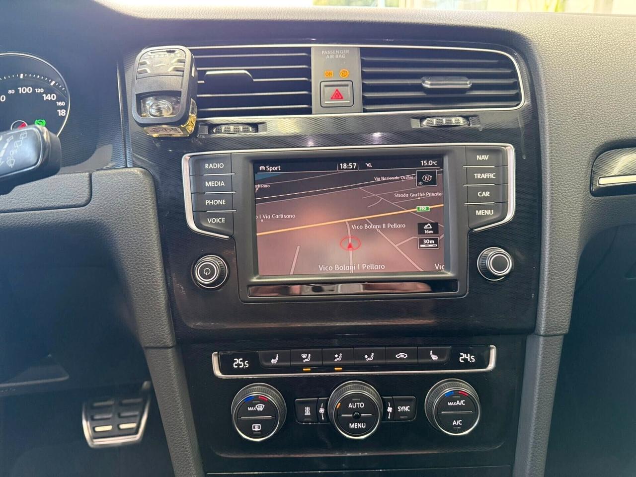 Volkswagen Golf GTD 2.0 TDI DSG 5p.