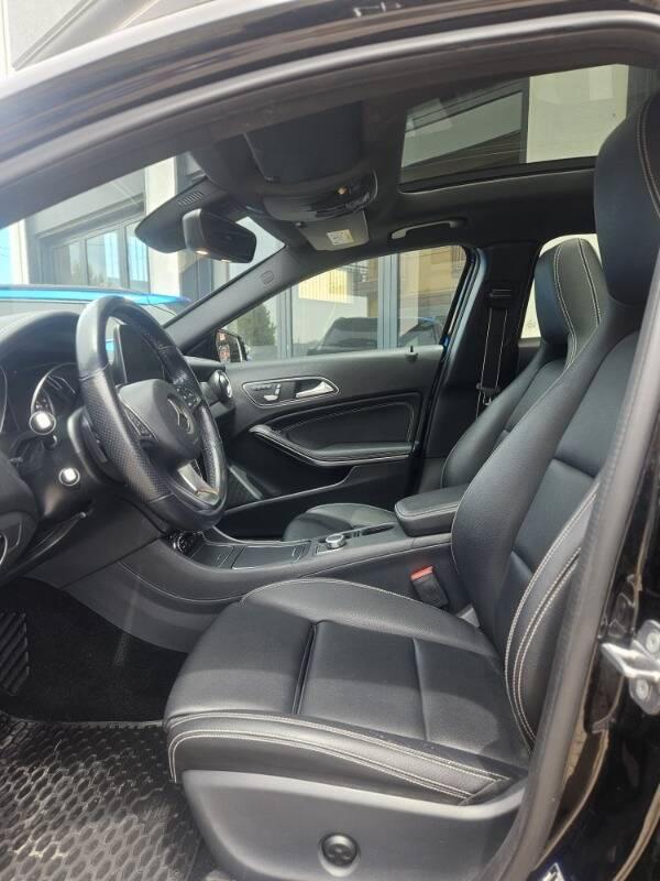 Mercedes Classe GLA 200 d Premium 4matic auto