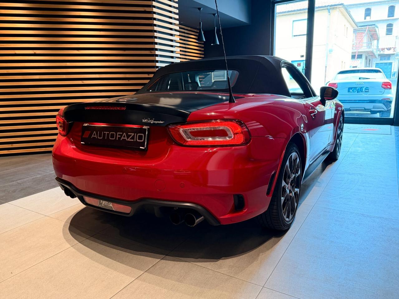 Abarth 124 Spider 1.4 Turbo MultiAir 170 CV