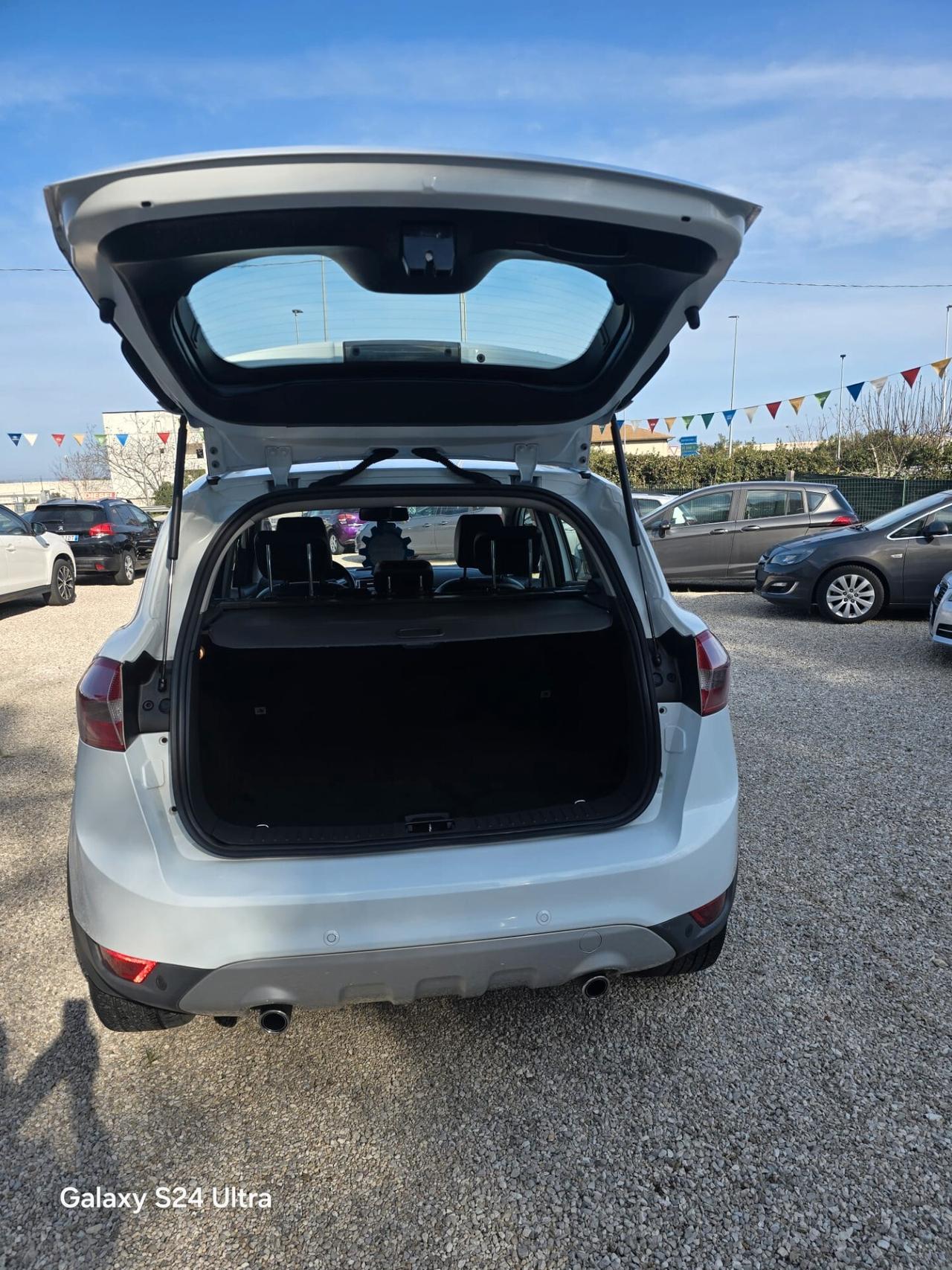 Ford Kuga 2.0 TDCi 136 CV 4WD garanzia