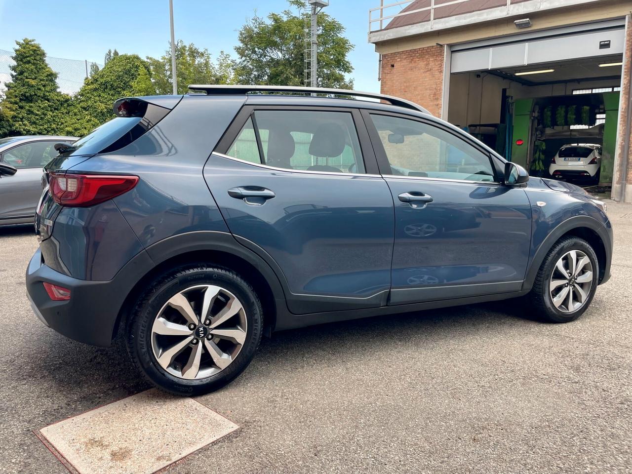 KIA STONIC -DESIGN PACK-2021-GPL ORIGINALE KIA-GARANZIA FINO AL 2028