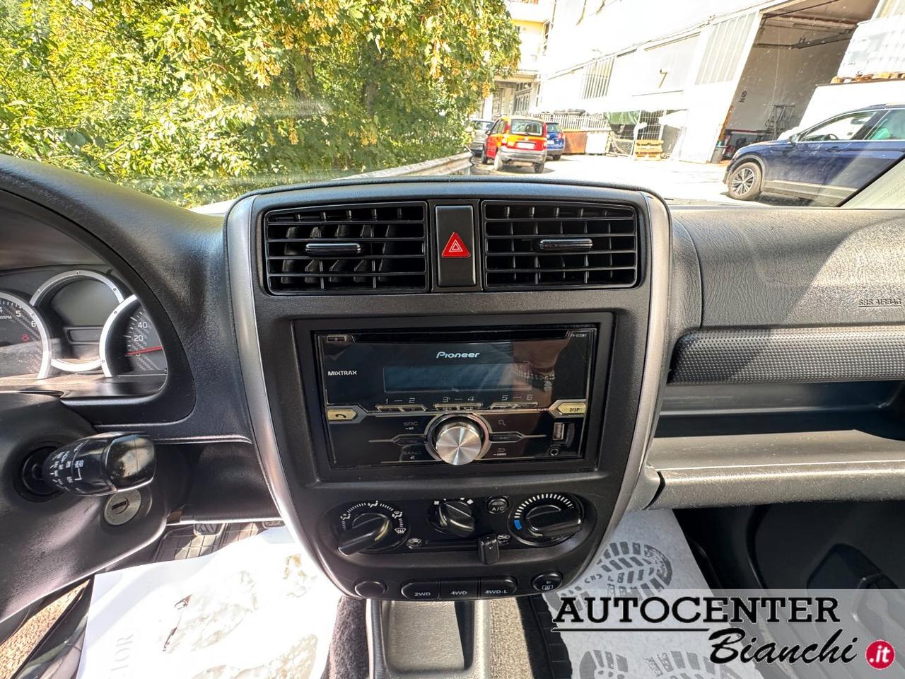 Suzuki Jimny 1.3 vvt Evolution 4wd E6
