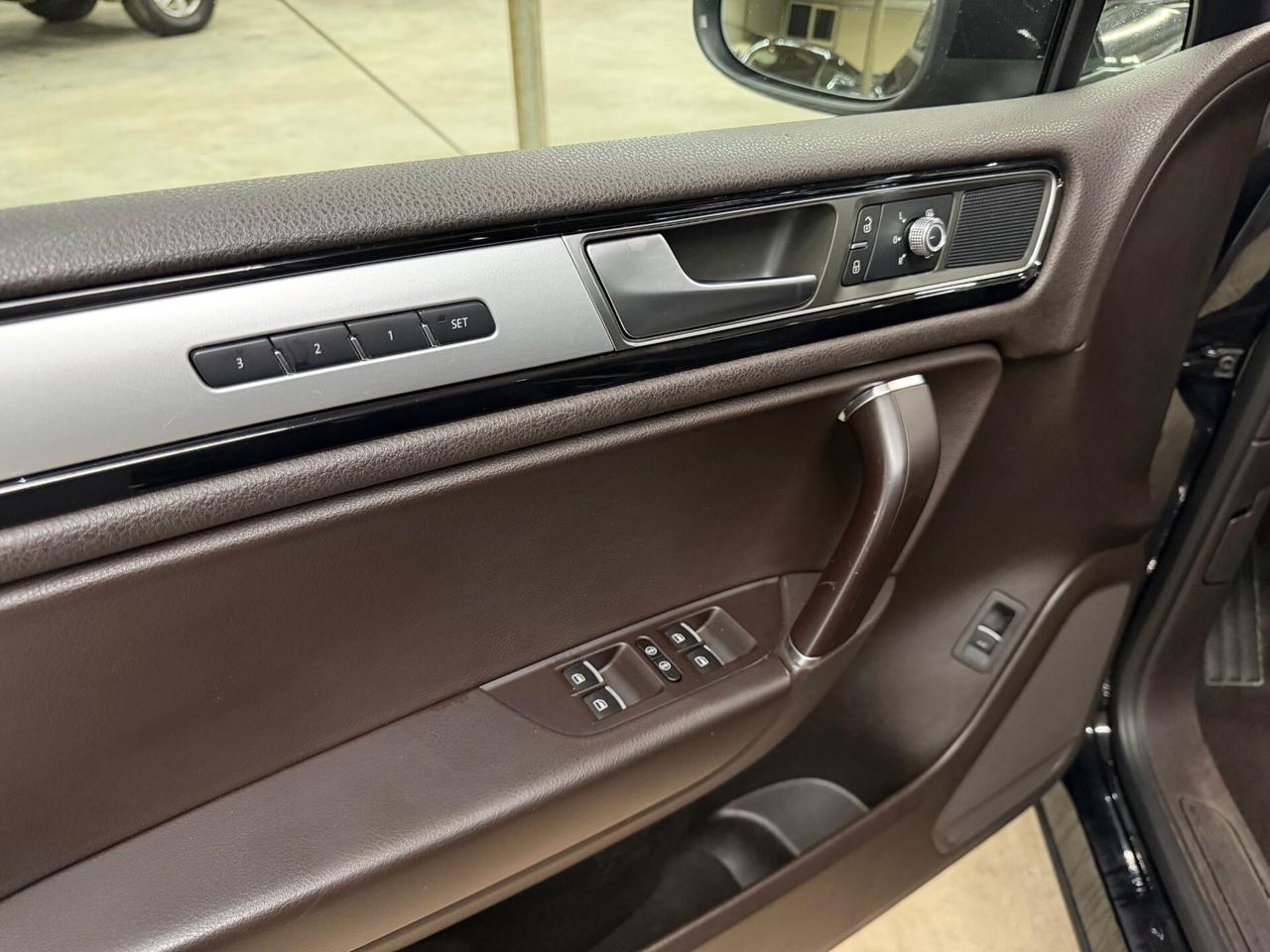 Volkswagen Touareg 3.0 TDI - IVA ESPOSTA - GARANZIA 12 MESI