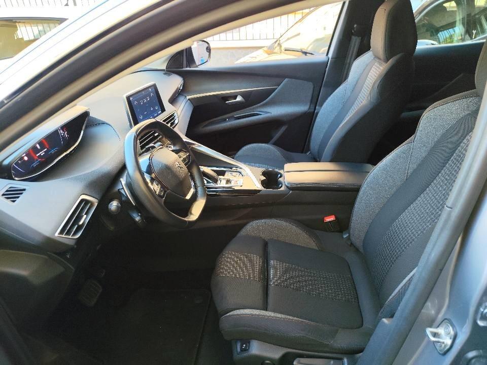 Peugeot 3008 1.5 Business 130cv - 2022