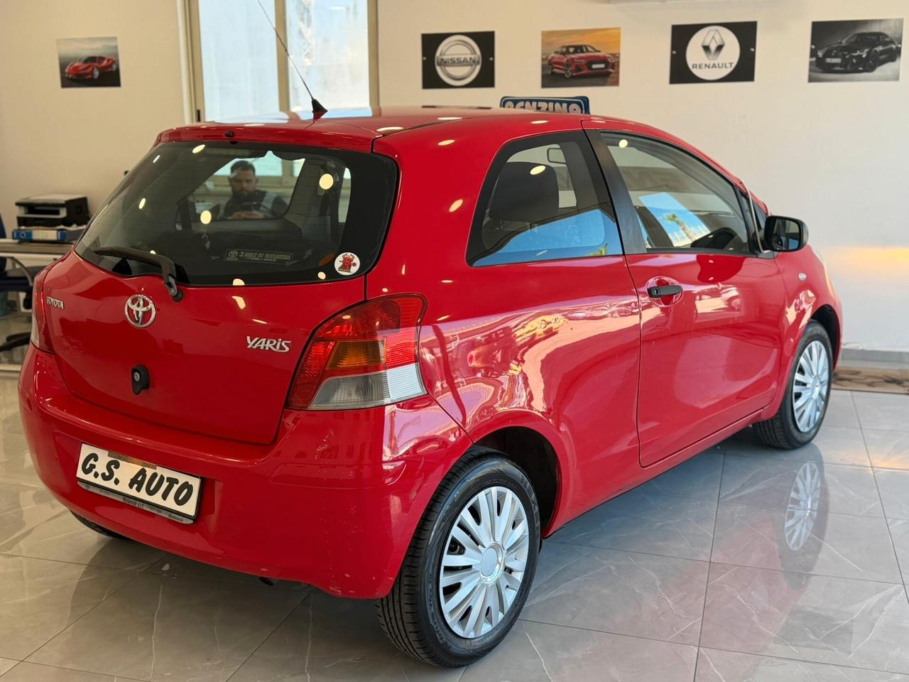 Toyota Yaris 1.0 3 porte