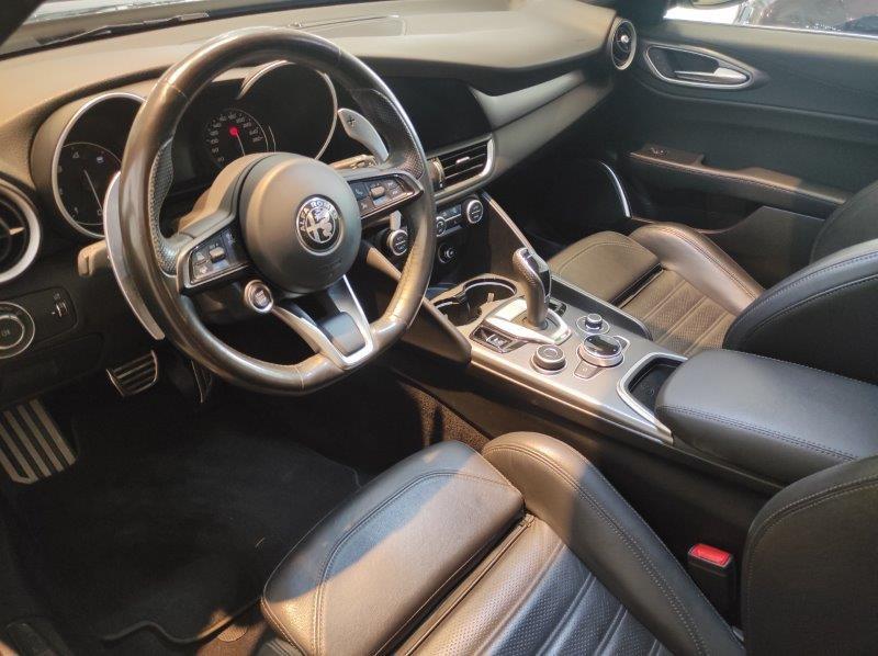 ALFA ROMEO Giulia (2016) - Giulia 2.2 Turbodiesel 210 CV AT8 AWD Q4 Veloce