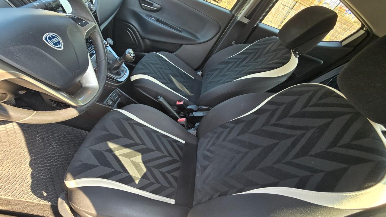 Lancia Ypsilon 1.3 MJT 16V 95 CV 5 porte S&S Platinum