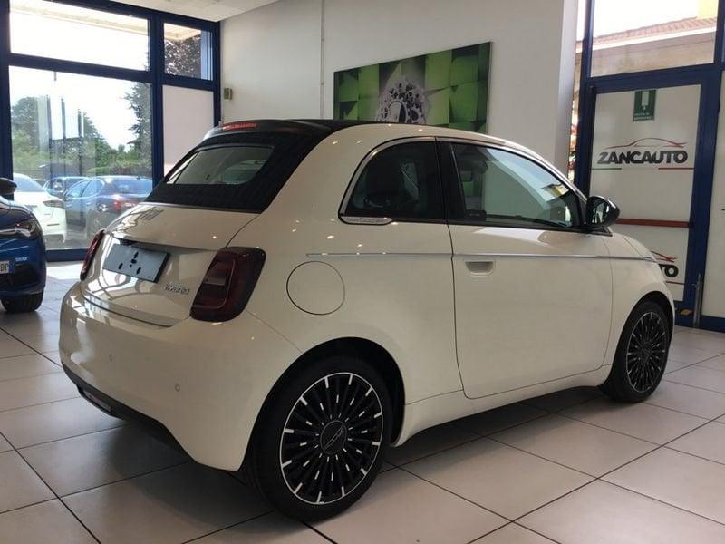 FIAT 500C Hybrid Hybrid La Prima MY25