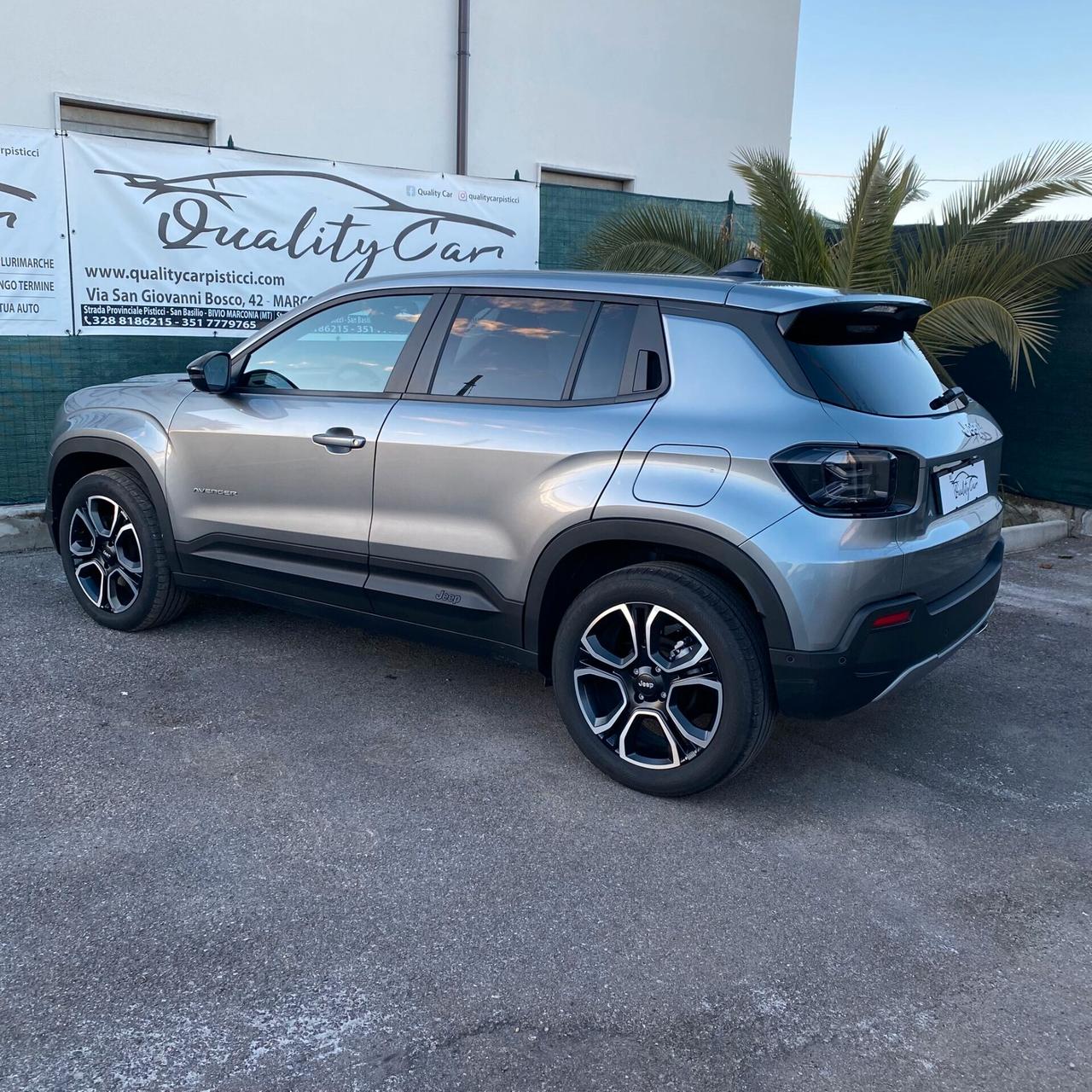 Jeep Avenger 1.2 Turbo 100 CV MHEV Summit