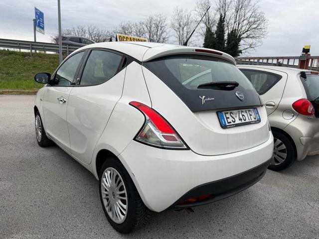 LANCIA Ypsilon 1.2 69 CV 5 porte Silver