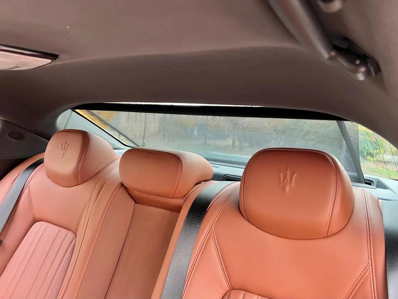 Maserati Ghibli V6 430 CV Q4 Granlusso