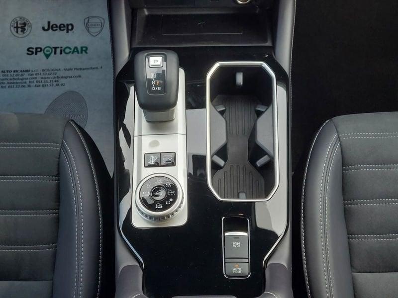 Mitsubishi Outlander PHEV 2.4L PHEV INTENSE