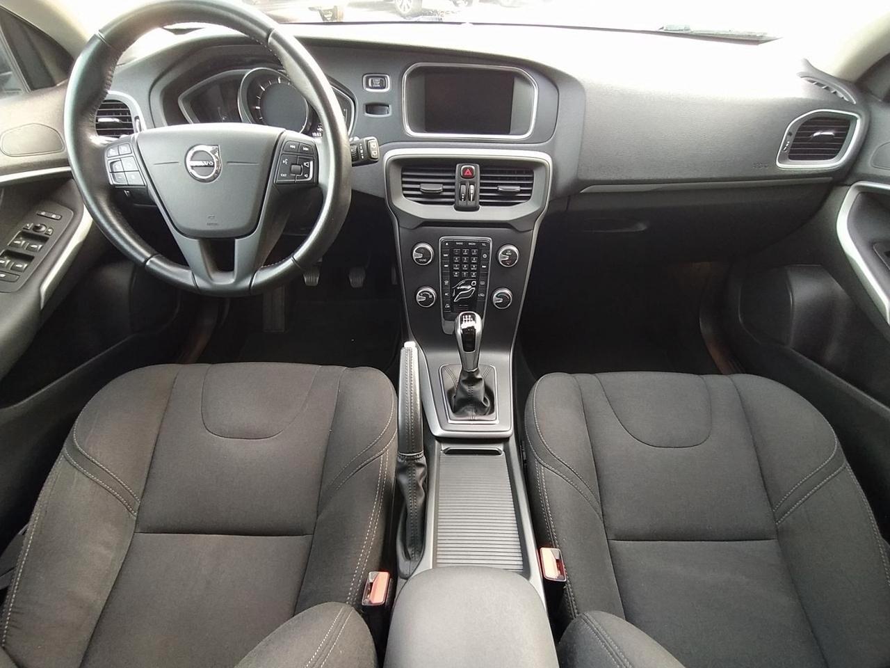 Volvo V40 D2 Business