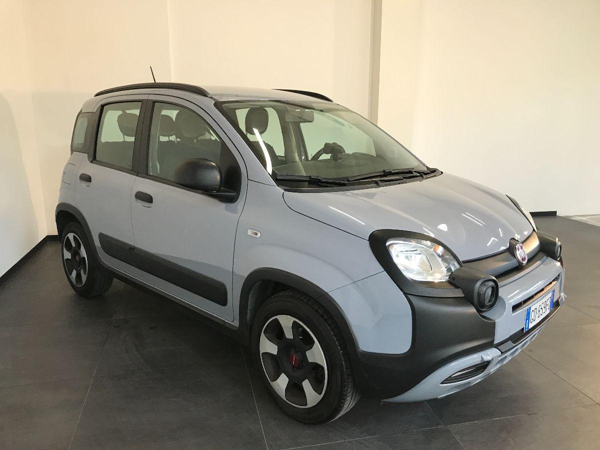 FIAT Panda 1.0 FireFly S&S Hybrid Cross
