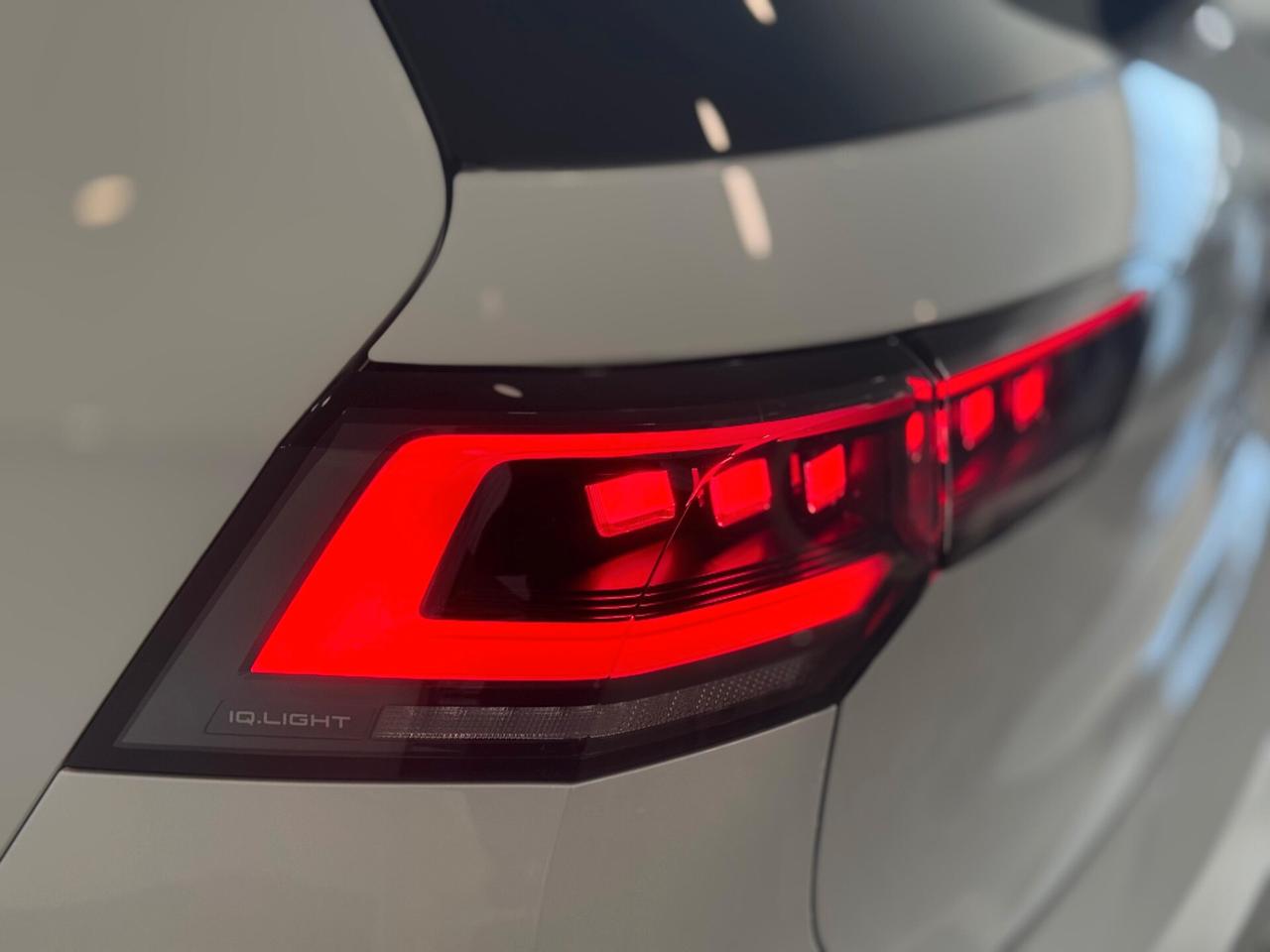 Volkswagen Golf 8.5 GTI 2.0 TSI DSG