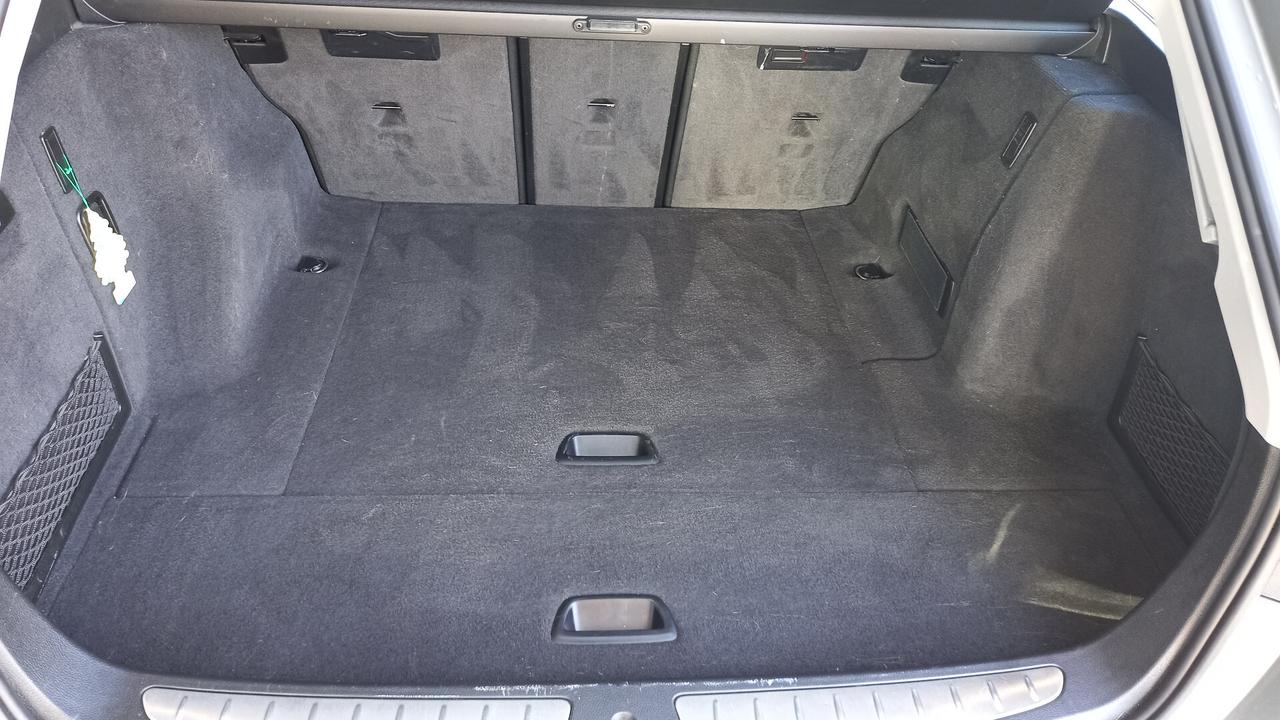 Bmw 318 318d Touring Business Advantage aut.