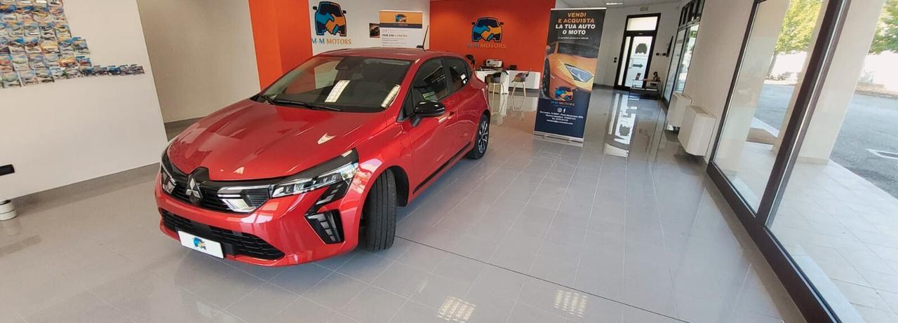 PRATICAMENTE NUOVA-GARANZIA UFFICIALE MITSUBISHI FINO AL 04/2029-KM 14.000-Mitsubishi Colt 1.0L turbo 90 CV Invite