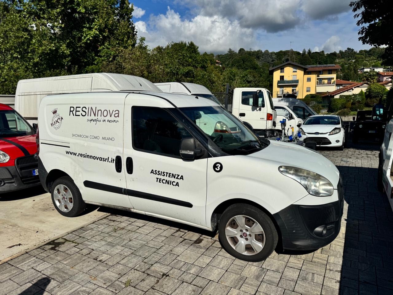 FURGONE FIAT DOBLO DA RIPARARE