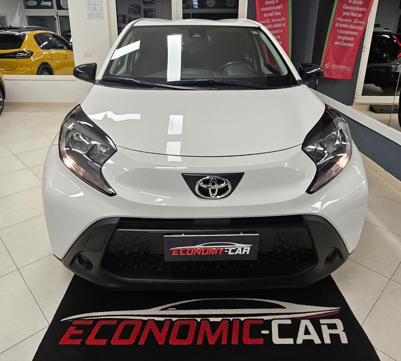 Toyota Aygo X 1.0 VVT-i 72 CV 5 porte Lounge AUTOMATICO