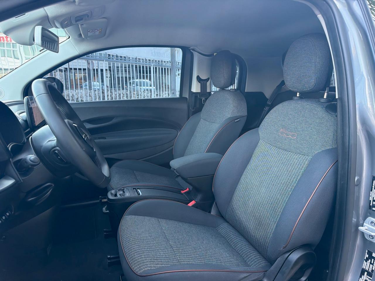 Fiat 500e 3+1 42 kWh Icon 2022 NAVI