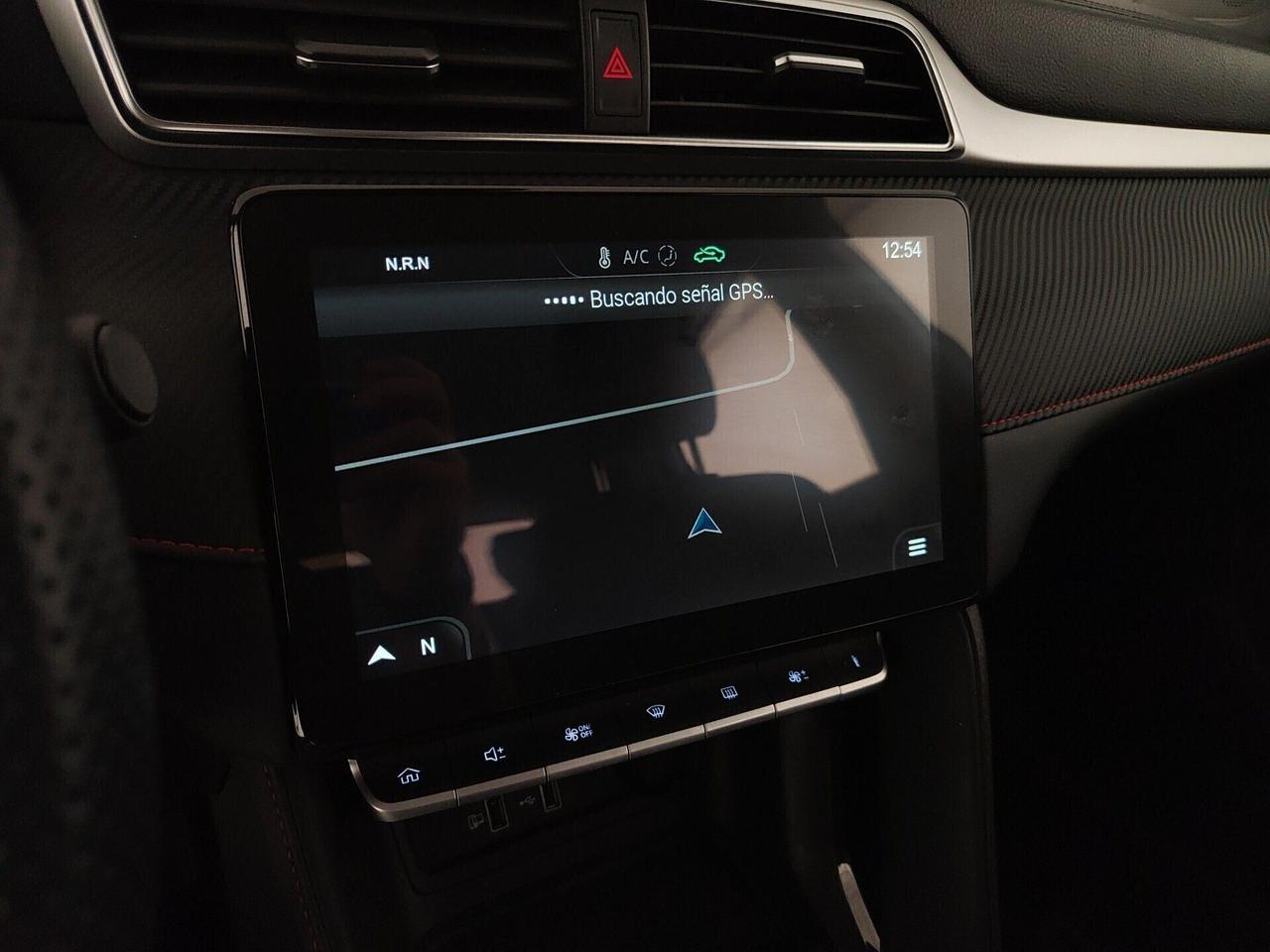 Mg ZS 1.5 VTi-tech Luxury GPL incluso